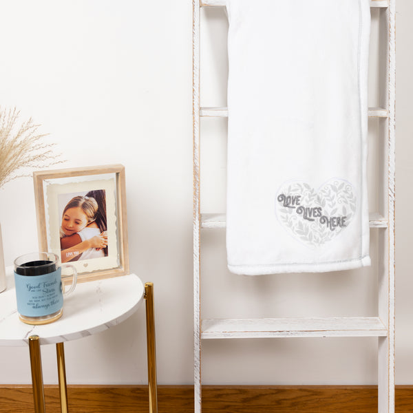 Pavilion Gift Company Love Lives Here Vines - 50" X 60" Royal Plush Blanket