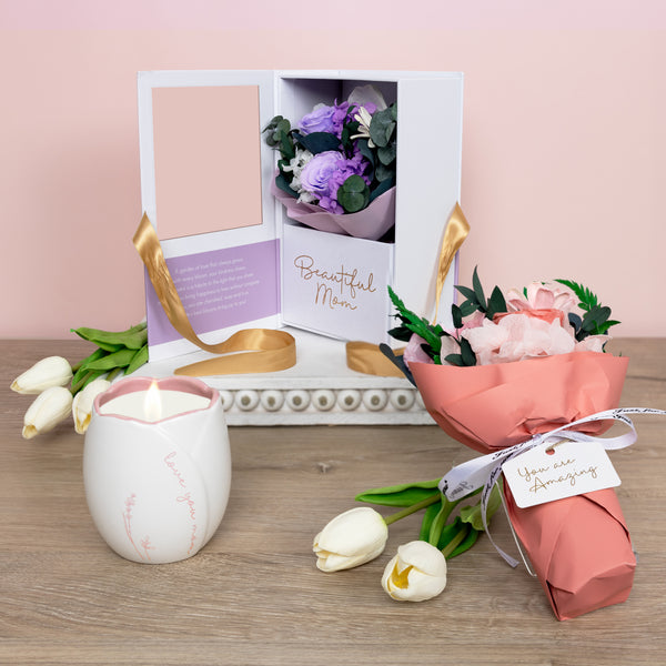Pavilion Gift Company Mom 8 Oz - 100% Soy Wax Candle Scent: Lavender