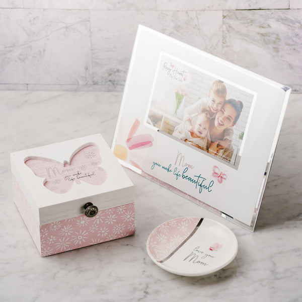 Pavilion Gift Company Mom 9.25" X 7.25" Frame (Holds 6" X 4" Photo)