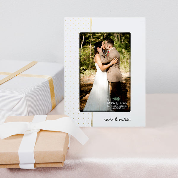 Pavilion Gift Company Mr. & Mrs. 5.5" X 7.5" MDF Frame (Holds 4" X 6" Photo)