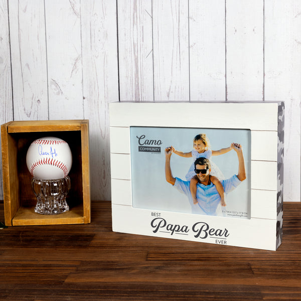 Pavilion Gift Company Papa Bear 9" X 7.25" MDF Frame (Holds A 7" X 5" Photo)