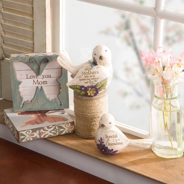Pavilion Gift Company Mother 3.5" Bird Figurine