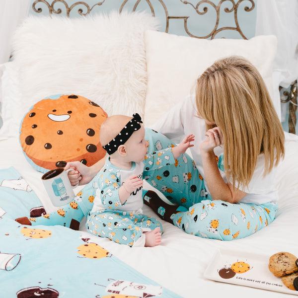 Pavilion Gift Company Smart Cookie 6-12 Months Light Blue Bodysuit & Pants Set