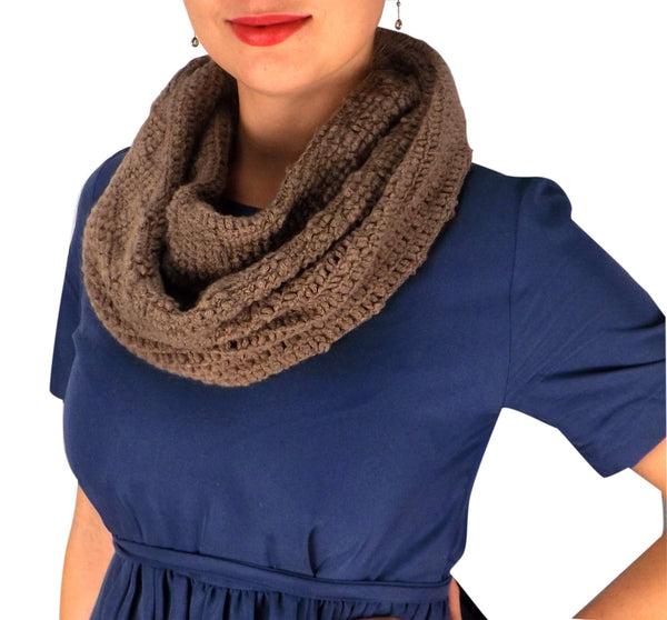 peach couture Womens Glamorous Chic Warm Knitted Winter Snood Infinity Loop Scarf