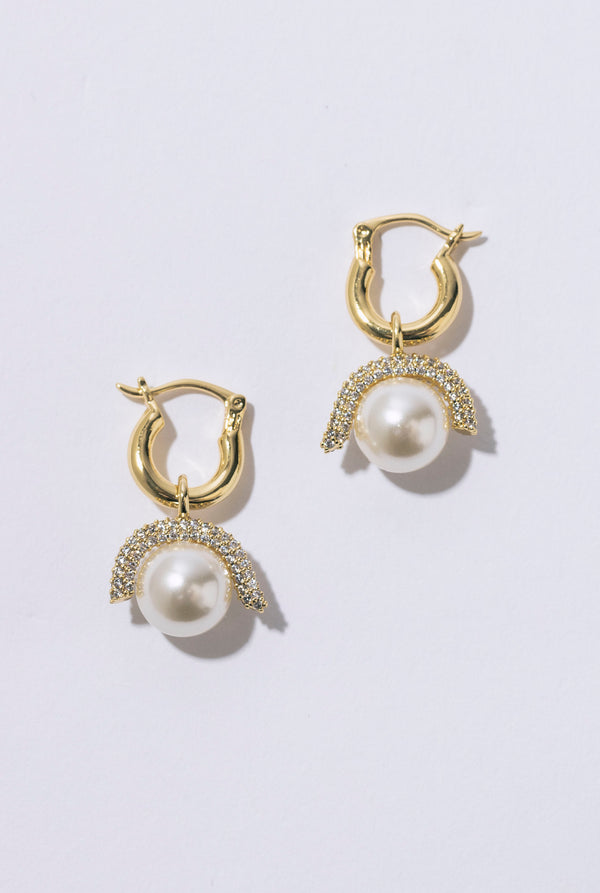 pearl octopuss.y Baby Paris Earrings