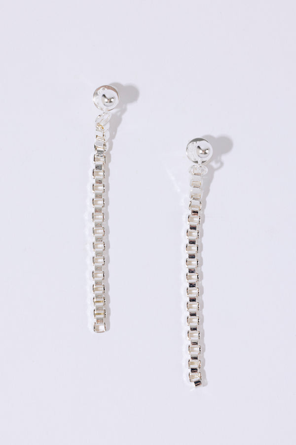 pearl octopuss.y Chain Earrings