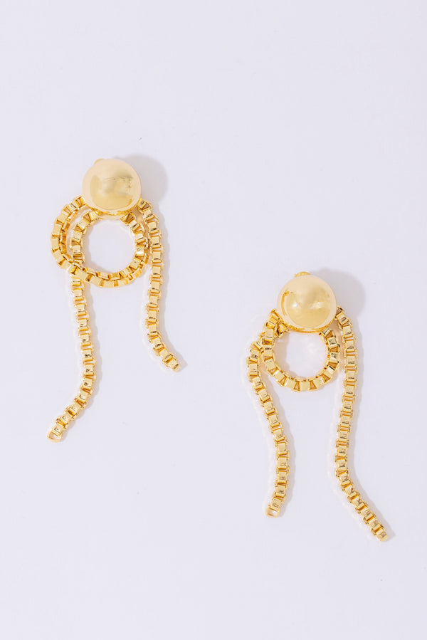 pearl octopuss.y Chain Loop Earrings