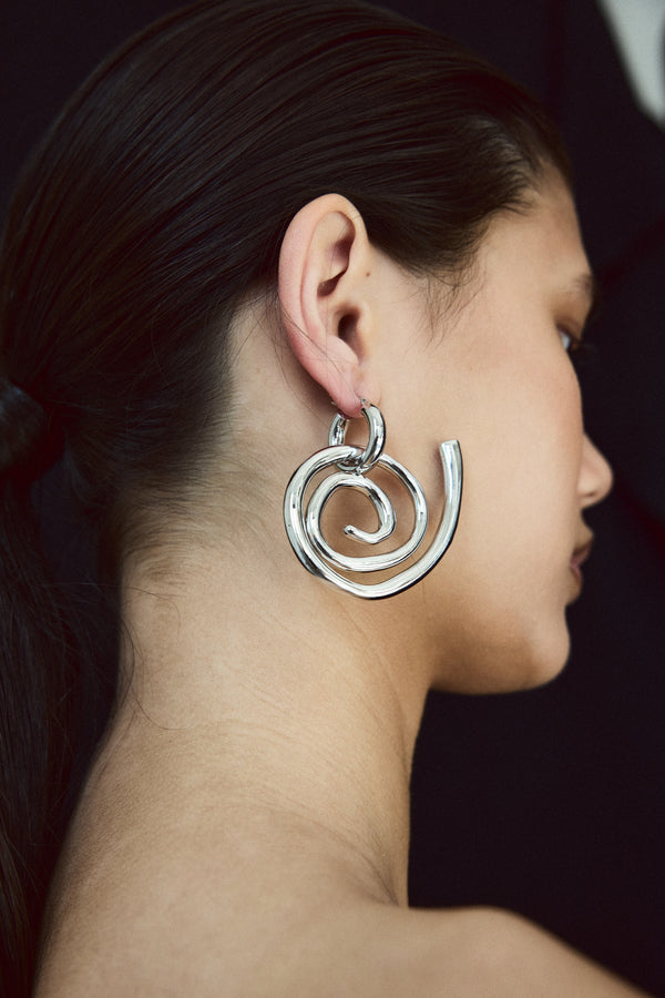 Pearl Octopuss.y Dahlia Hoops