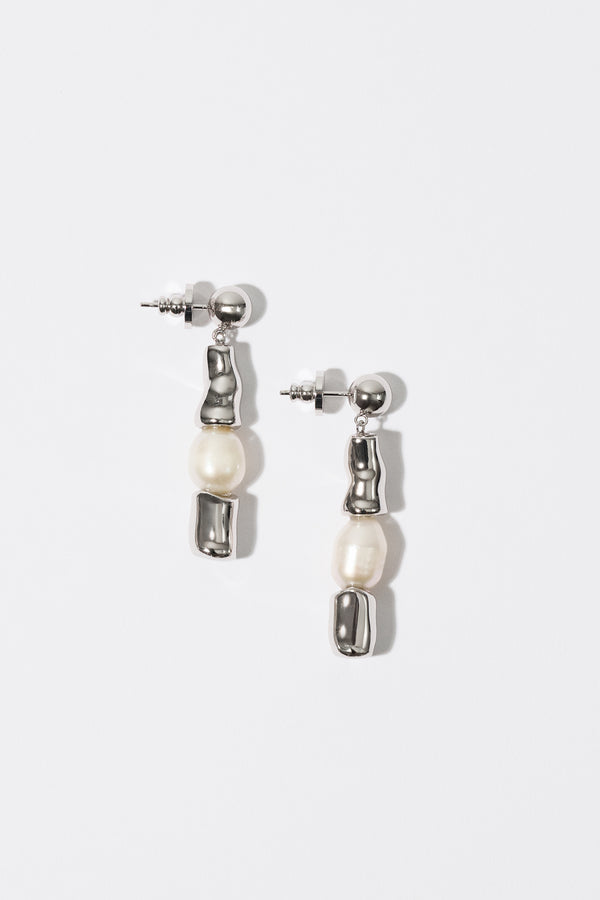 Pearl Octopuss.y Lily Earrings