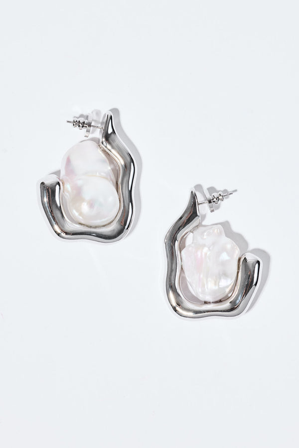 Pearl Octopuss.y Rina Earrings