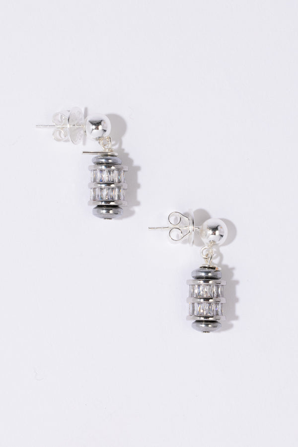pearl octopuss.y Tiny Gemini Earrings