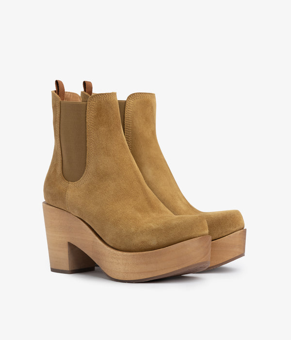 pedro garcia dalmi / alpaca velour-light wood