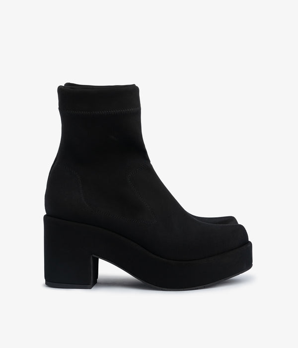 Pedro Garcia Daneta / Black 2-way Stretch