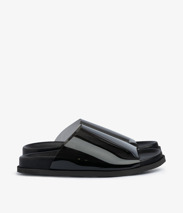 Pedro Garcia Darice / Black Caprine-jelly