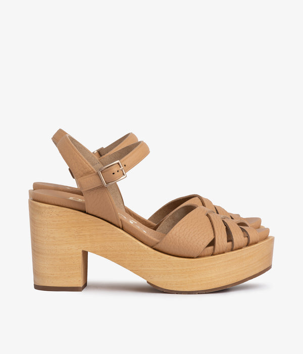 Pedro Garcia Daya / Camel Cervo-light Wood