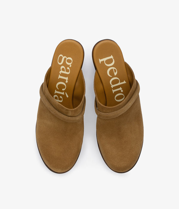 Pedro Garcia Della / Alpaca Castoro-dark Wood