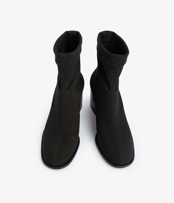 Pedro Garcia Marilo / Black 2-way Stretch