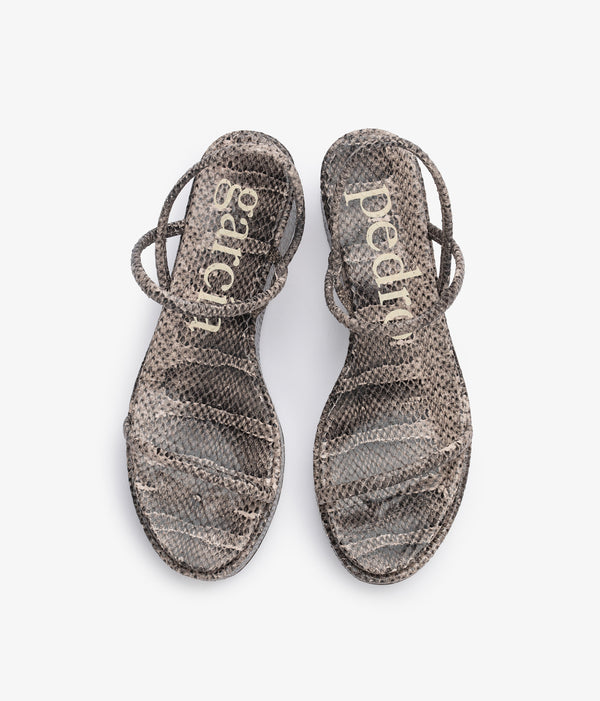 Pedro Garcia Nibia / Sand Vipera