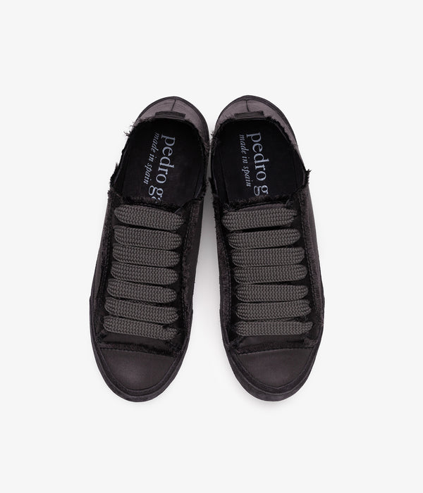 Pedro Garcia Parson / Off Black_tonal Satin Calzado