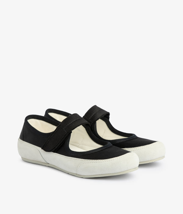 pedro garcia polonia / black satin