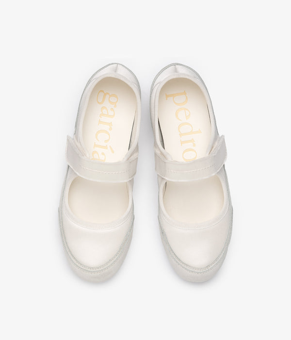 Pedro Garcia Polonia / Meringue Satin