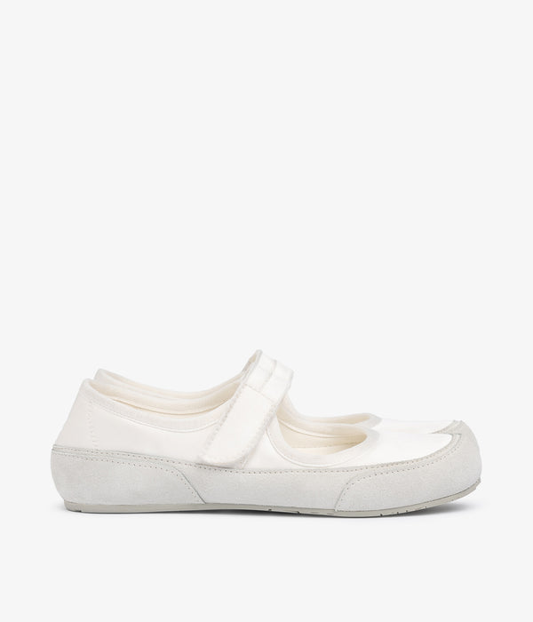 Pedro Garcia Polonia / Meringue Satin
