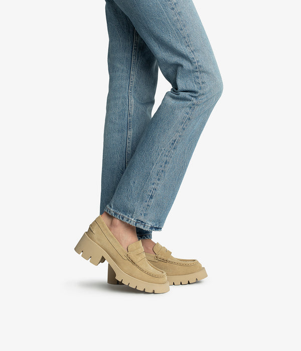 Pedro Garcia Tady / Sand Castoro