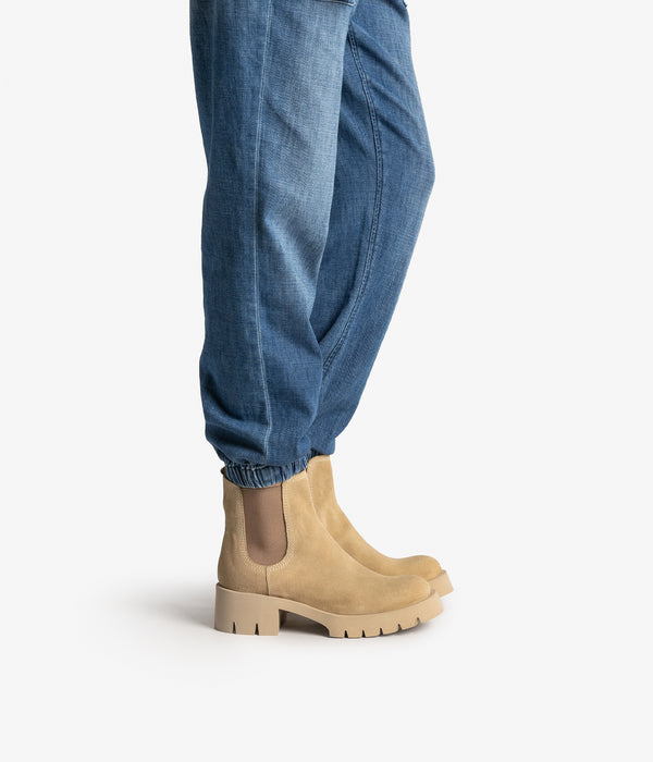 Pedro Garcia Taimi / Sand Velour