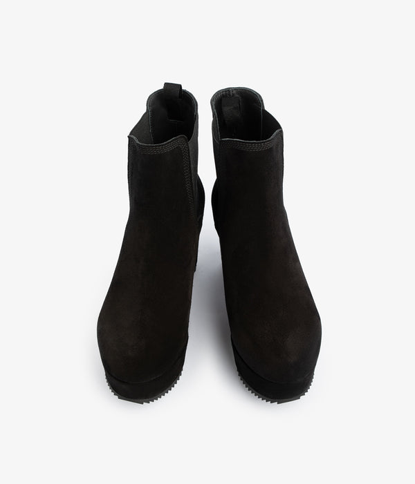 Pedro Garcia Usune / Black Velour