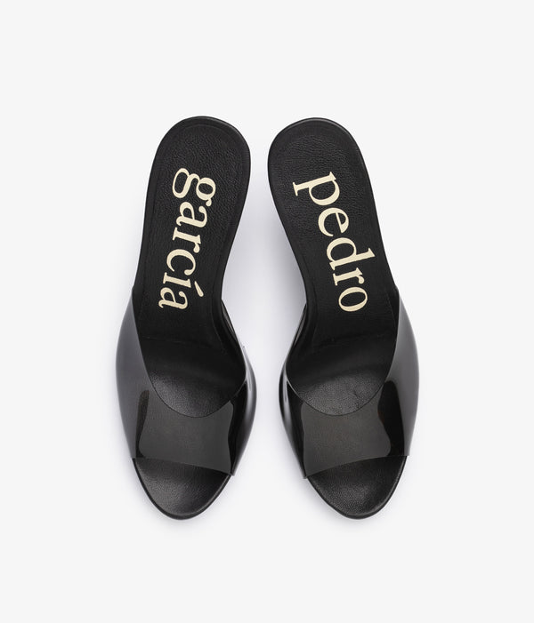 Pedro Garcia Welch / Black Caprine-jelly