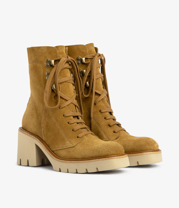 pedro garcia zineta / alpaca castoro-mandorla