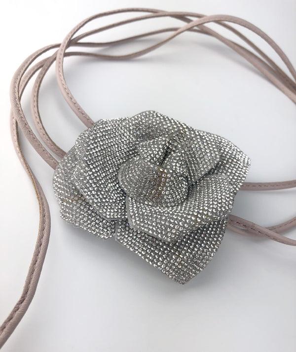 Pedro Miralles COLLAR FLORAL CON CORDÓN AJUSTABLE