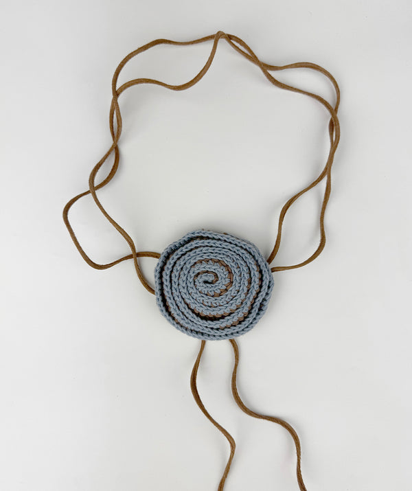 Pedro Miralles COLLAR FLORAL CON CORDÓN AJUSTABLE