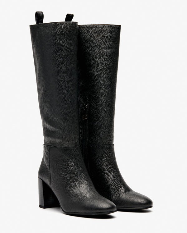 Pedro Miralles HENAN BOTAS - BOTAS