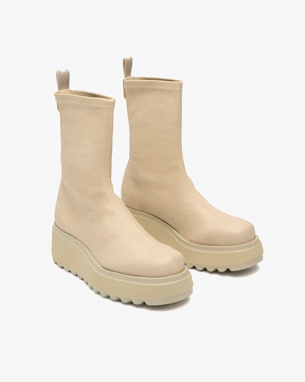 Pedro Miralles TIERRENO