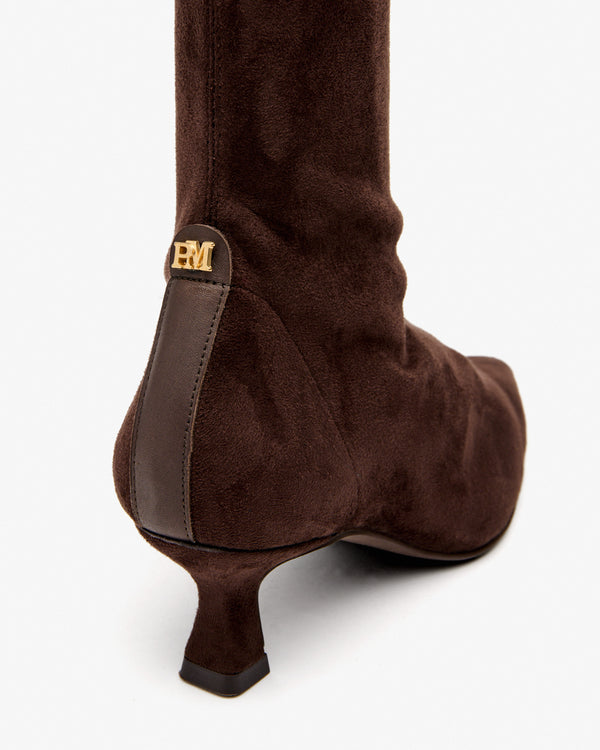 Pedro Miralles YANTAI BOTAS - BOTAS