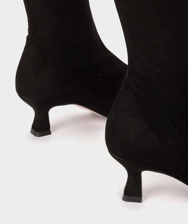 Pedro Miralles YANTAI BOTAS - BOTAS