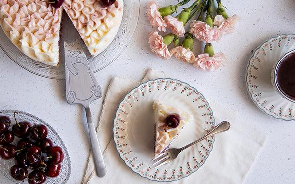 peleg design Cakitty Cake Server