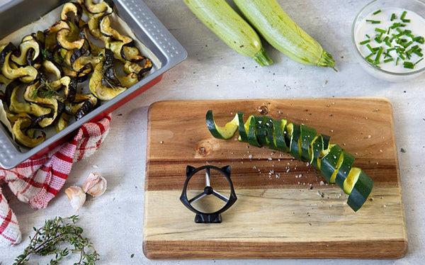 Peleg Design Curly Cat Vegetable Curler