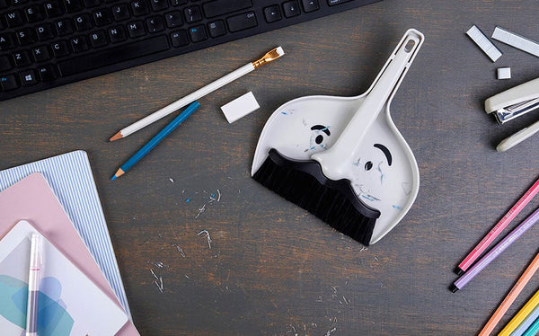 Peleg Design Dustache Dustpan & Brush Set
