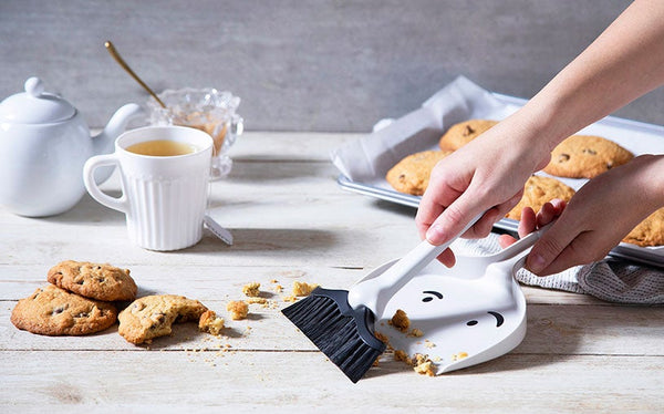 Peleg Design Dustache Dustpan & Brush Set
