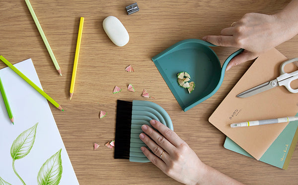 Peleg Design DustArch Dustpan & Brush Set