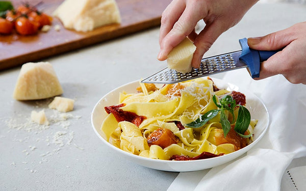 peleg design Gratiator Cheese Grater