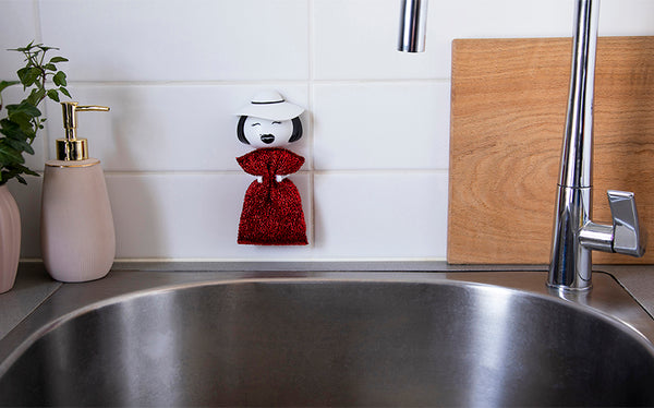 peleg design Mrs. Sponge Sponge Holder