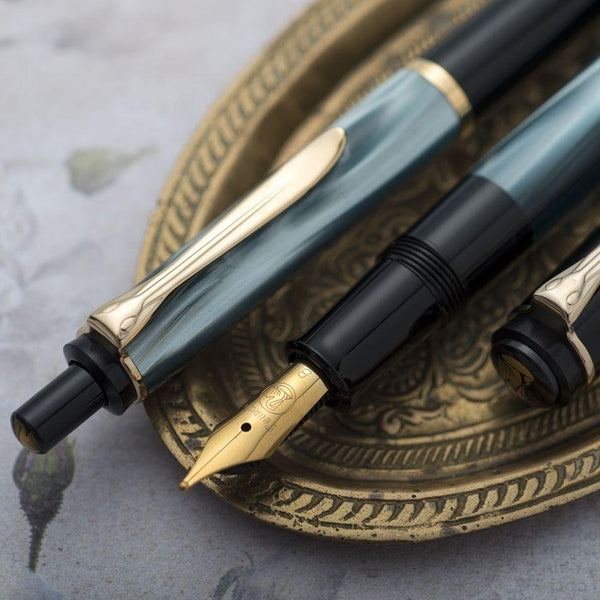 Pelikan Pelikan Classic M200 Fountain Pen - Green Marbled