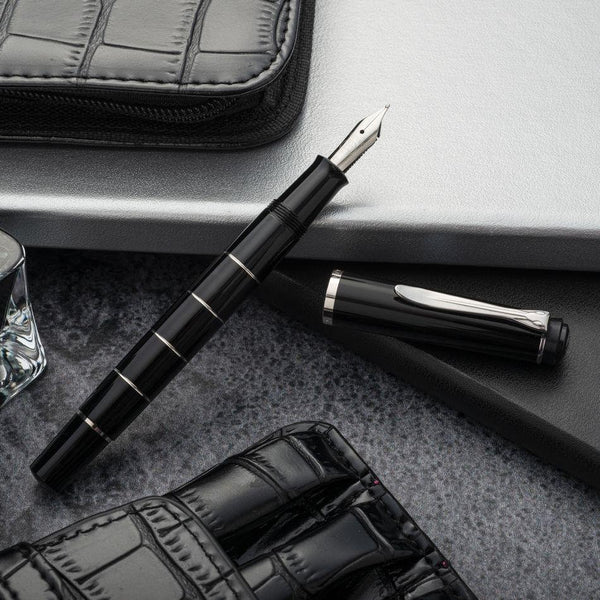 pelikan Pelikan Classic M215 Fountain Pen - Rings