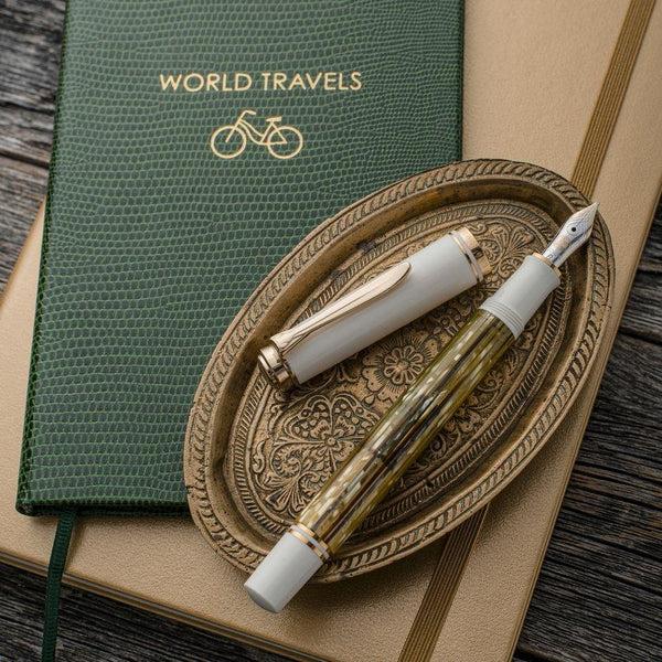 pelikan Pelikan Souveran M400 Fountain Pen - White Tortoiseshell