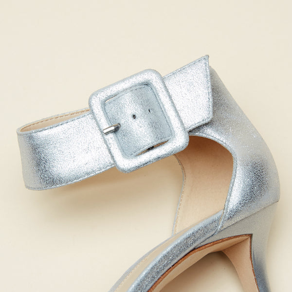 Pelle Moda Berlin Low Heel - Silver