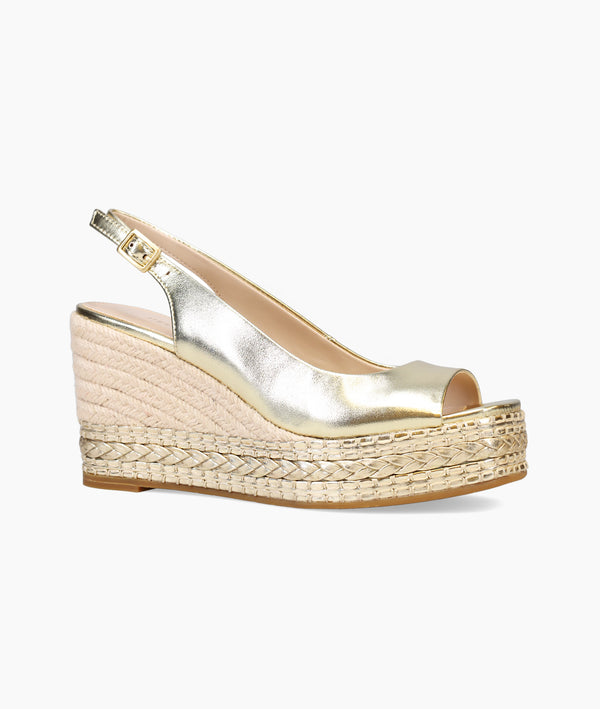 Pelle Moda Elany Wedge - Champagne