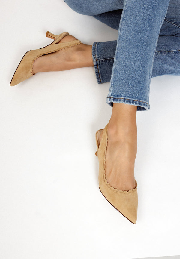 Pelle Moda Kelsa Low Heel - Latte